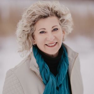 Meet your Posher, Dawn